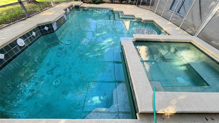 Image No.37-5 Bed Property for sale