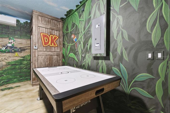 Image No.44-5 Bed Property for sale