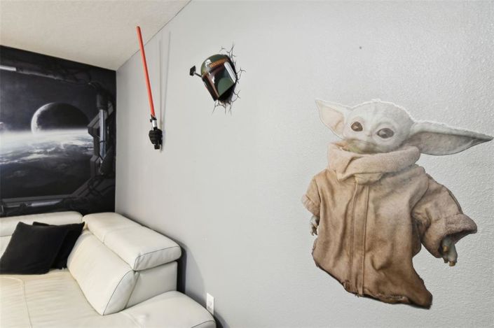 Image No.51-5 Bed Property for sale