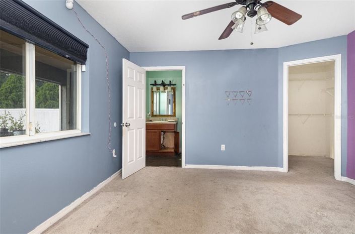 Image No.17-3 Bed Property for sale