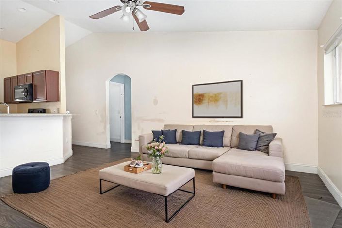 Image No.9-3 Bed Property for sale