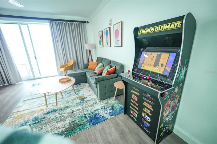 Image No.14-2 Bed Property for sale