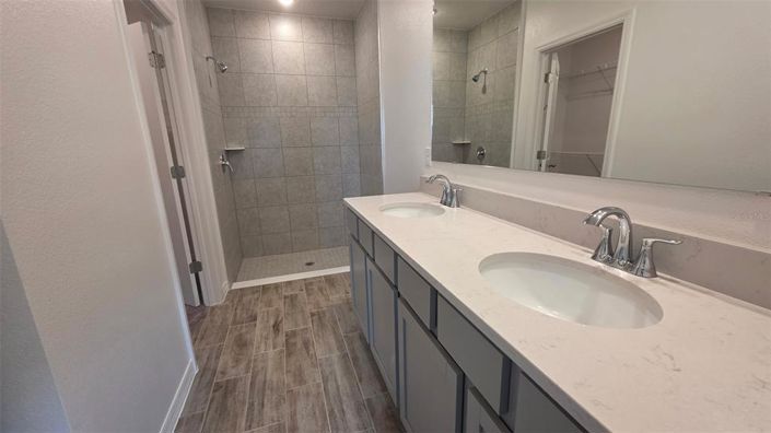 Image No.3-4 Bed Property for sale