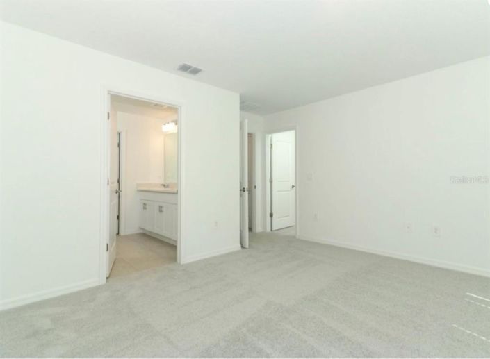 Image No.3-5 Bed Property for sale