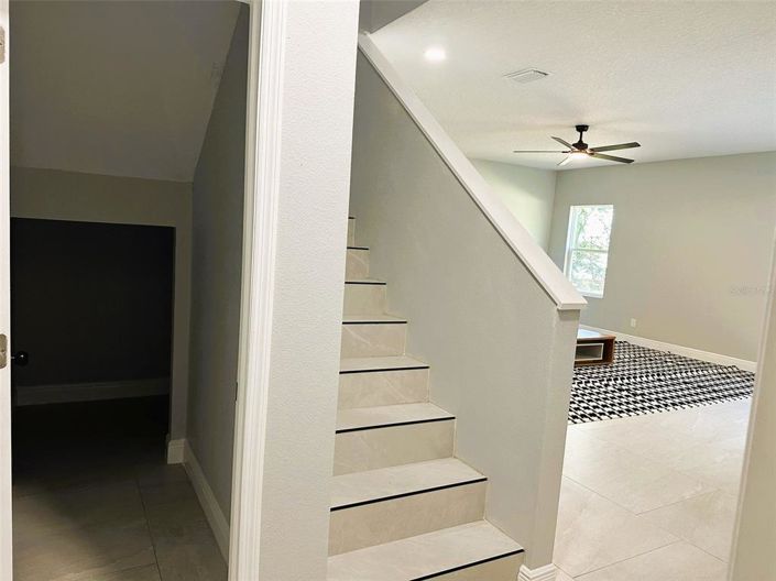 Image No.35-4 Bed Property for sale