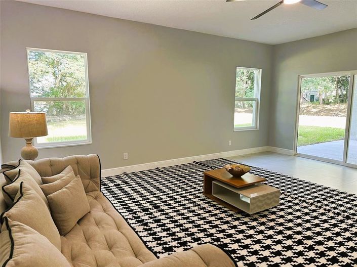 Image No.37-4 Bed Property for sale