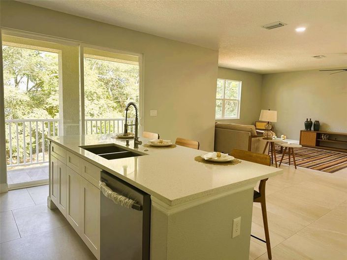 Image No.8-4 Bed Property for sale