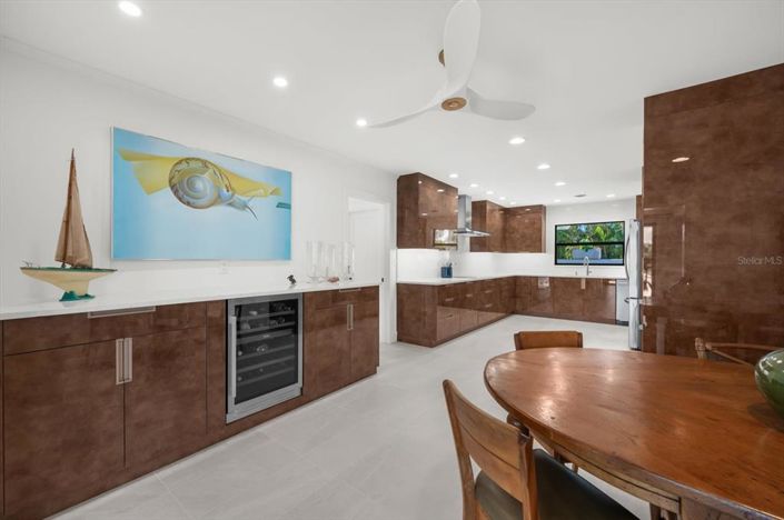 Image No.25-4 Bed Property for sale