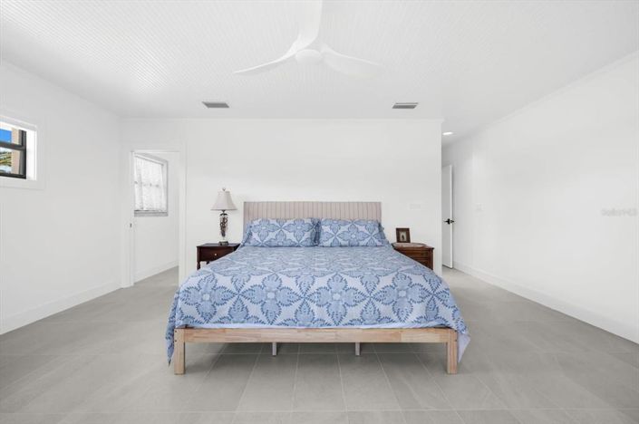 Image No.51-4 Bed Property for sale