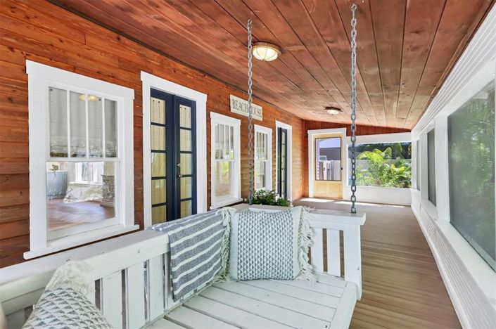 Image No.12-2 Bed Property for sale