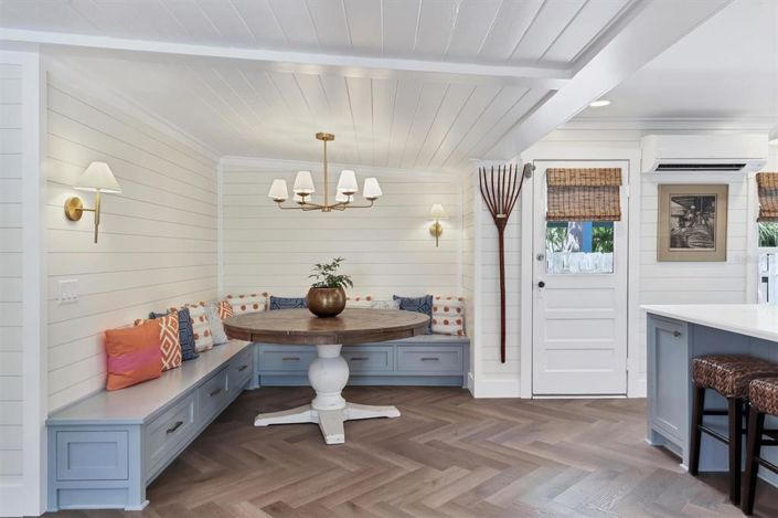 Image No.22-2 Bed Property for sale