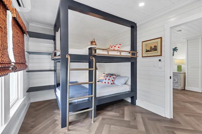 Image No.29-2 Bed Property for sale