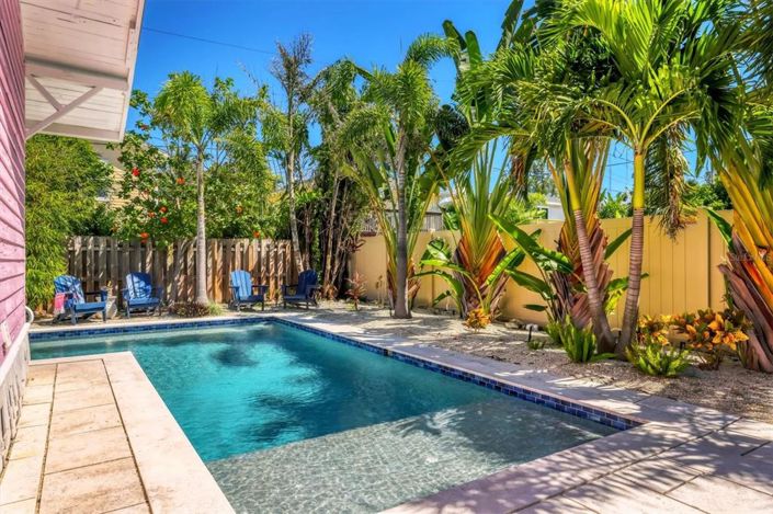 Image No.36-2 Bed Property for sale