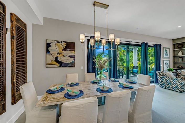 Image No.13-6 Bed Property for sale