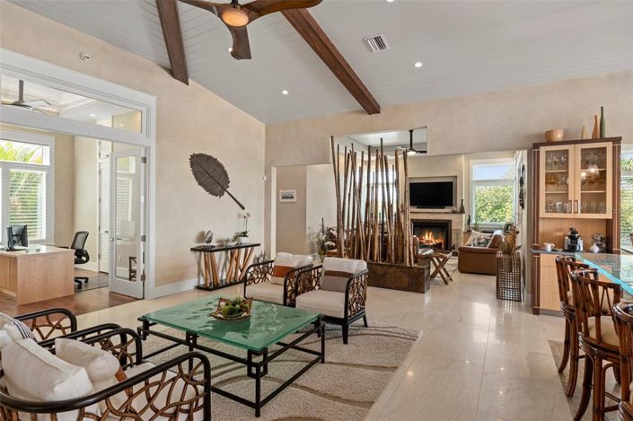 Image No.11-4 Bed Property for sale