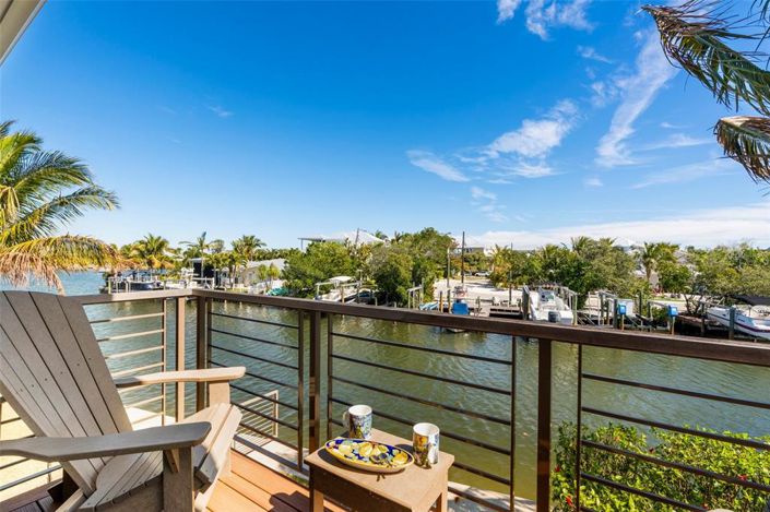 Image No.30-4 Bed Property for sale