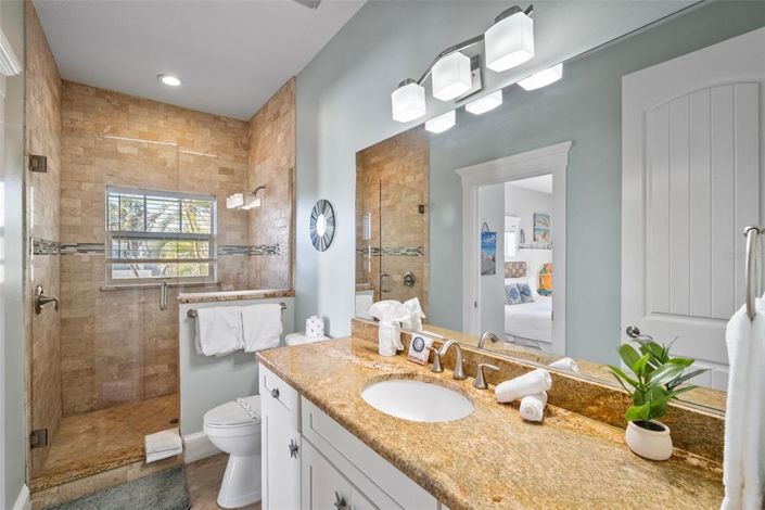 Image No.19-6 Bed Property for sale