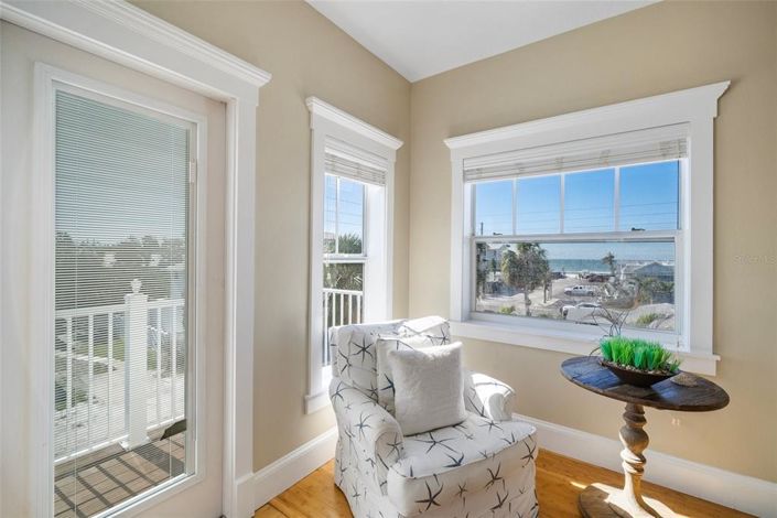 Image No.38-6 Bed Property for sale