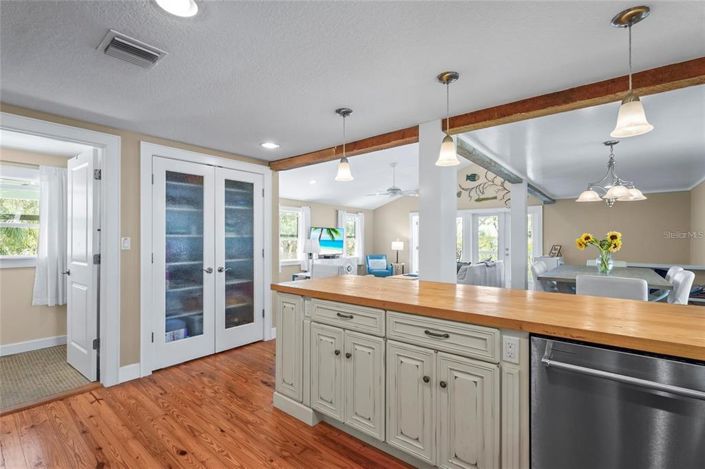 Image No.23-3 Bed Property for sale