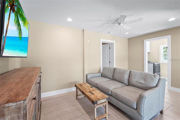 Image No.45-3 Bed Property for sale