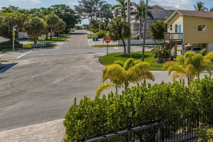 Image No.29-5 Bed Property for sale