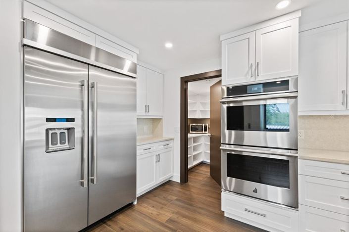 Image No.38-5 Bed Property for sale