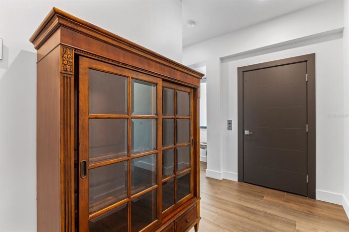 Image No.59-5 Bed Property for sale