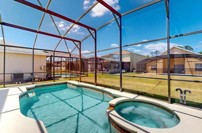 Image No.18-5 Bed Property for sale