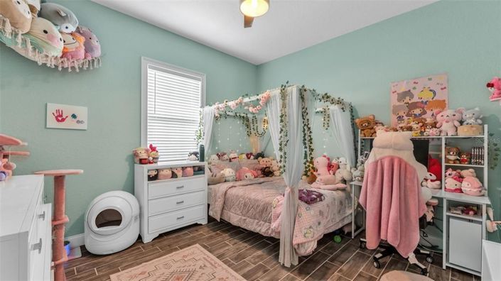 Image No.38-3 Bed Property for sale