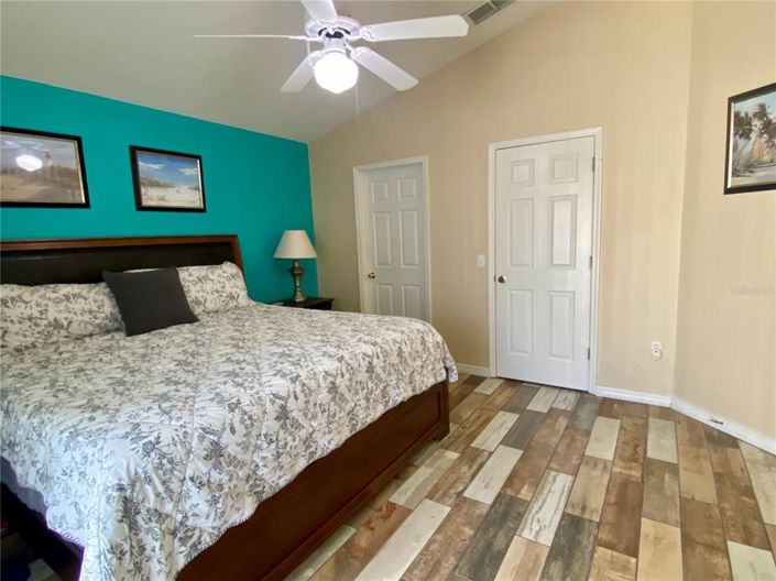 Image No.10-Propriété de 4 chambres à vendre à Kissimmee