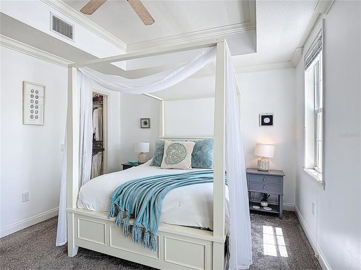 Image No.15-3 Bed Property for sale