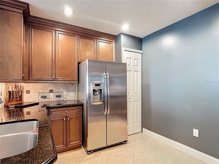 Image No.6-3 Bed Property for sale