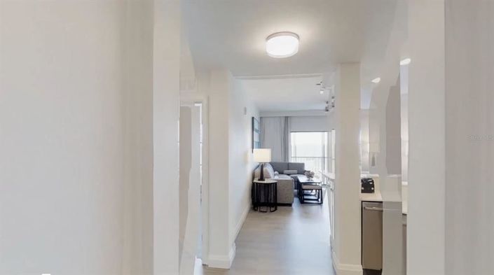 Image No.6-2 Bed Property for sale