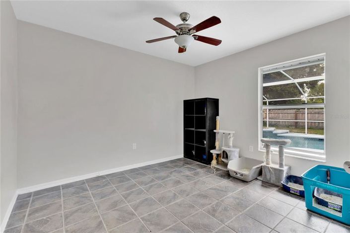 Image No.16-4 Bed Property for sale