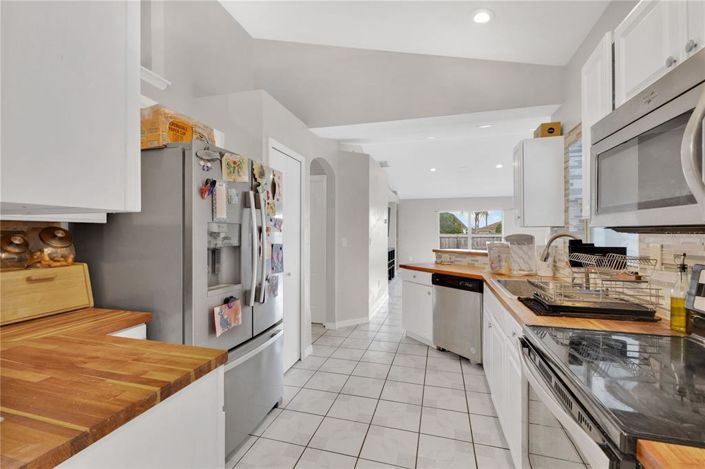 Image No.7-4 Bed Property for sale