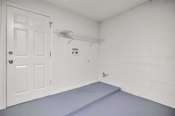 Image No.17-4 Bed Property for sale