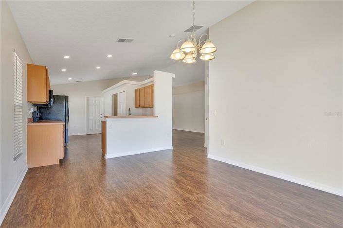 Image No.5-4 Bed Property for sale