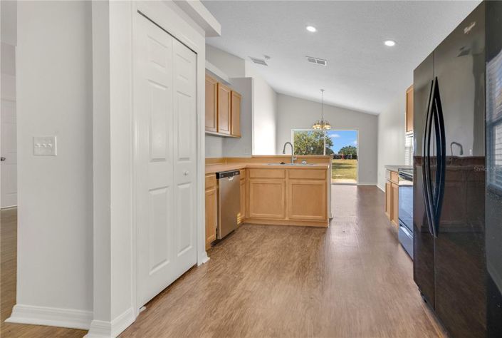 Image No.6-4 Bed Property for sale