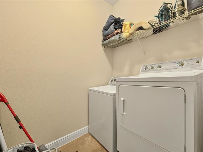 Image No.27-3 Bed Property for sale