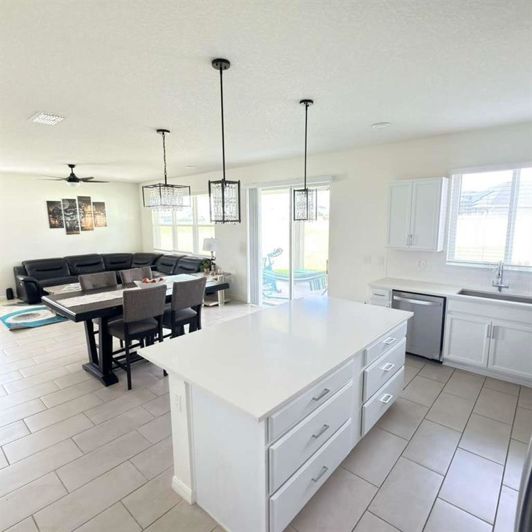 Image No.13-5 Bed Property for sale