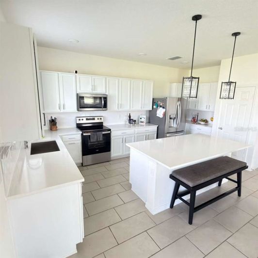 Image No.7-5 Bed Property for sale