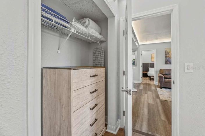 Image No.18-2 Bed Property for sale