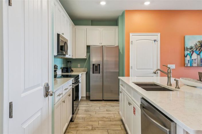 Image No.12-3 Bed Townhouse for sale