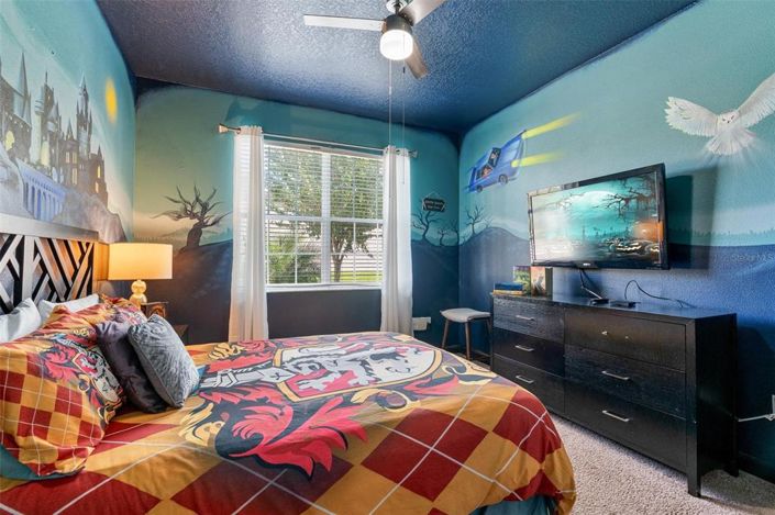 Image No.20-5 Bed Property for sale