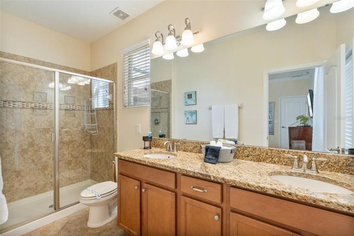 Image No.22-5 Bed Property for sale