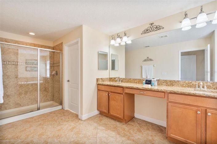 Image No.30-5 Bed Property for sale