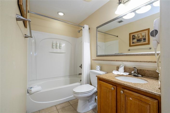 Image No.13-2 Bed Property for sale