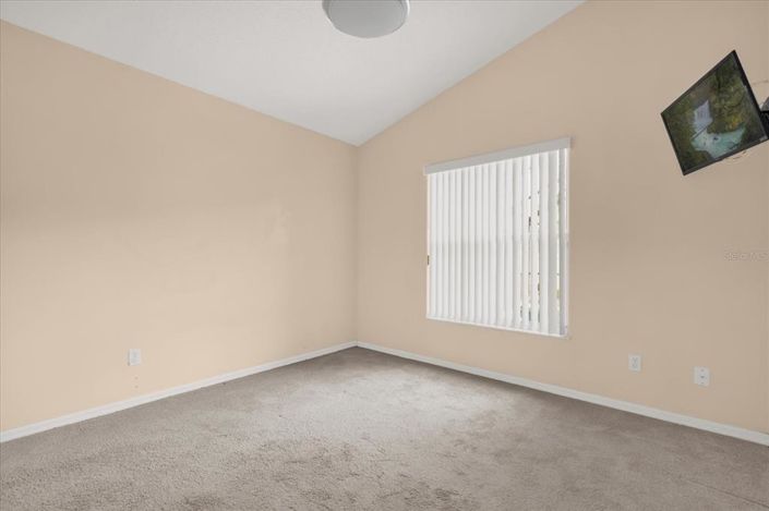 Image No.12-4 Bed Property for sale