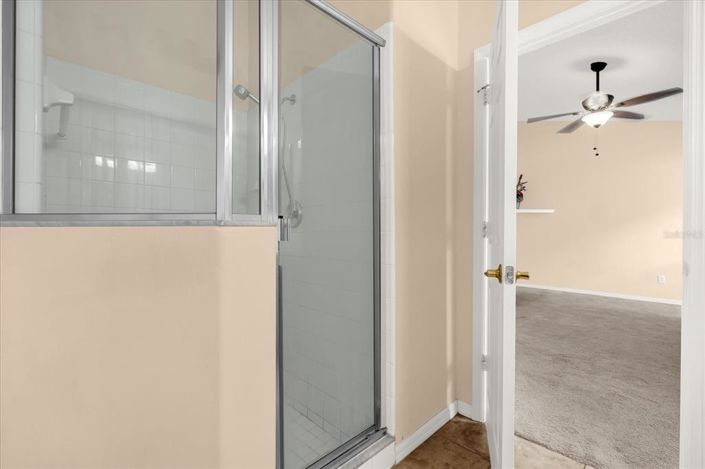 Image No.20-4 Bed Property for sale