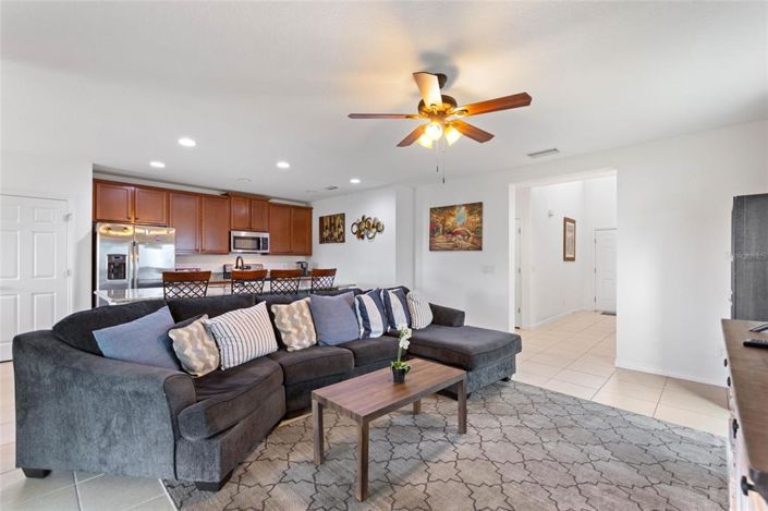 Image No.3-4 Bed Townhouse for sale